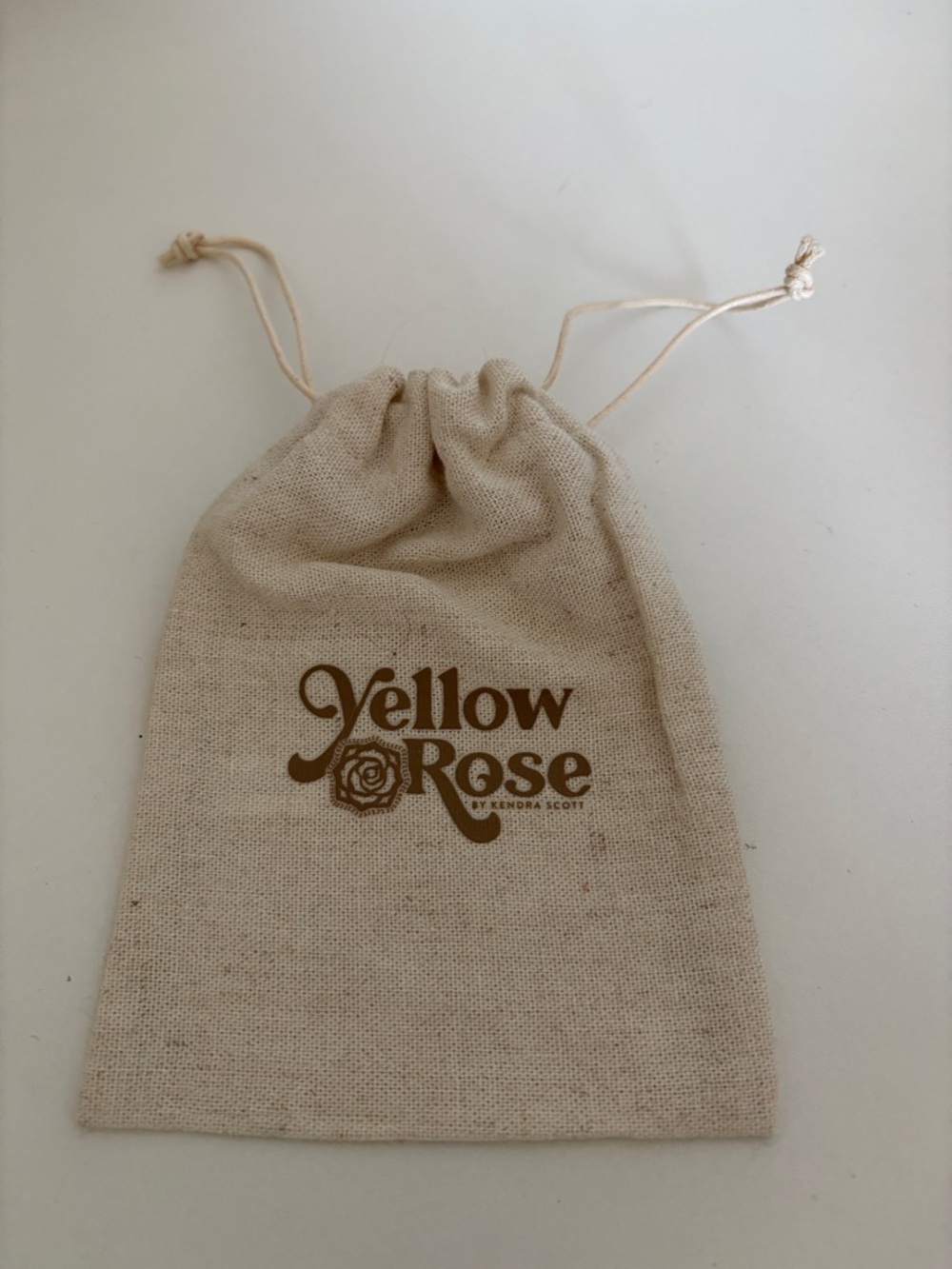 Kendra Scott YellowRose Drawstring Jewelry Pouch — Beige Cotton